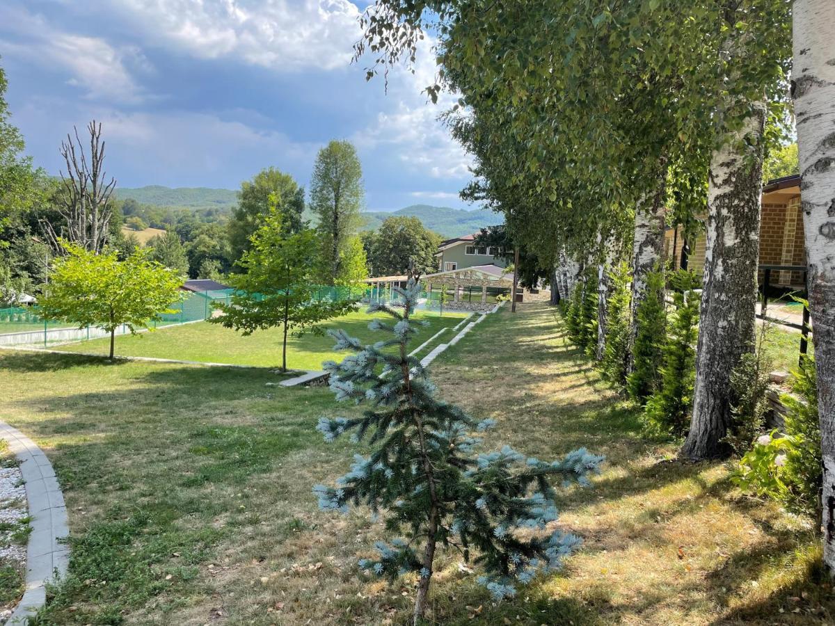 Комплекс Омайник Villa คาโลเฟอร์ ภายนอก รูปภาพ