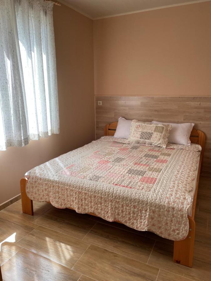 Комплекс Омайник Villa คาโลเฟอร์ ภายนอก รูปภาพ